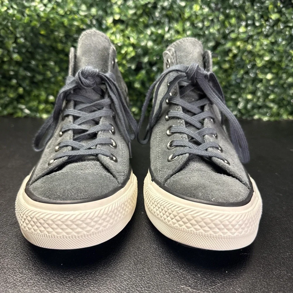 Converse Chuck Taylor All Star Lux Hidden Wedge Sneakers Women's 8 Gray Suede